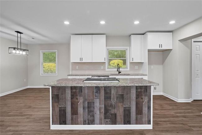 2478 Graywall St, House other with 4 bedrooms, 2 bathrooms and 4 parking in East Point GA | Image 8