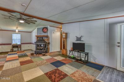 451 Burbank Road, House other with 3 bedrooms, 2 bathrooms and null parking in Roan Mountain TN | Image 3