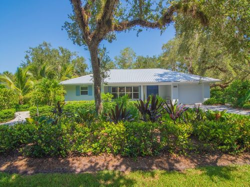 3902 Sabal Palm Dr, Vero Beach, FL, 32963-1413 | Card Image