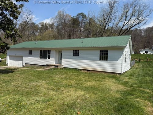 1651 Glenwood Rd, Milton, WV, 25541-9561 | Card Image