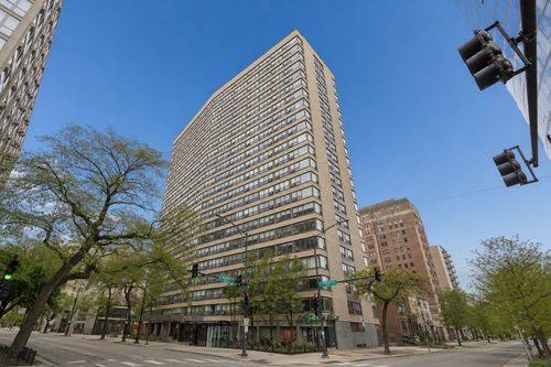 2106-2930 Sheridan Rd, Chicago, IL, 60657-5980 | Card Image