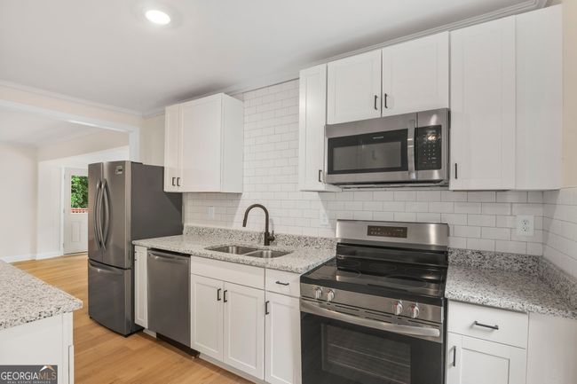206 Mace St, House other with 3 bedrooms, 2 bathrooms and null parking in Griffin GA | Image 7