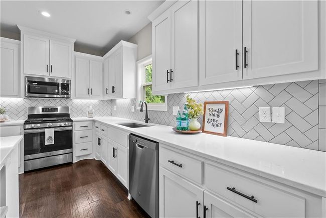 19714 W 197 Th Ct, House other with 4 bedrooms, 3 bathrooms and null parking in Spring Hill KS | Image 11
