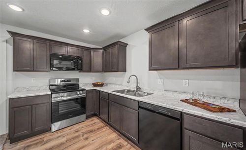 343 Winter Dr, Saint James, MO, 65559-1636 | Card Image