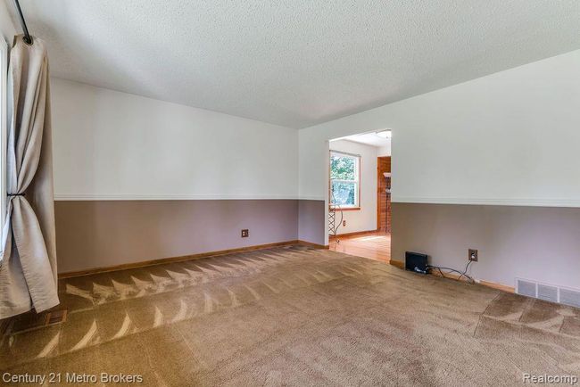 1190 Stonehenge Rd, House other with 3 bedrooms, 2 bathrooms and null parking in Flint MI | Image 5