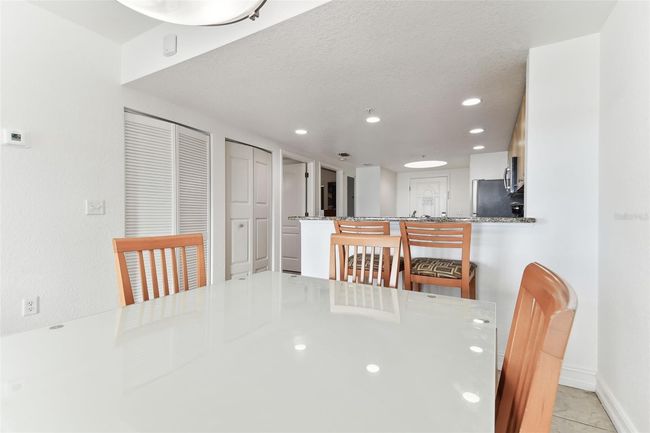 507 - 11605 Gulf Blvd, Condo with 2 bedrooms, 2 bathrooms and null parking in TREASURE ISLAND FL | Image 17