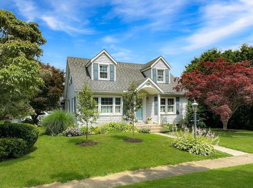 1001 Montpelier Ave, Erie, PA, 16505-1532 | Card Image