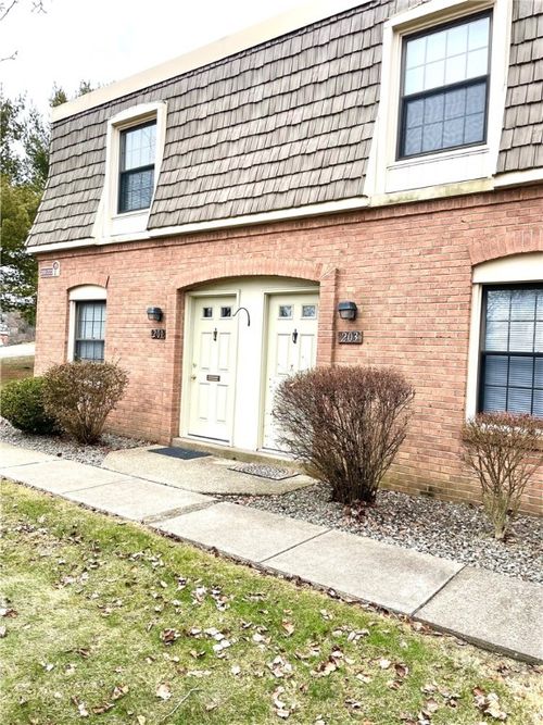 203 Colony Ct, Pittsburgh, PA, 15205-1605 | Card Image