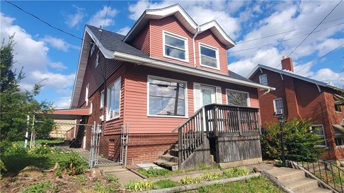 936 Ormond St, Tarentum, PA, 15084-1648 | Card Image