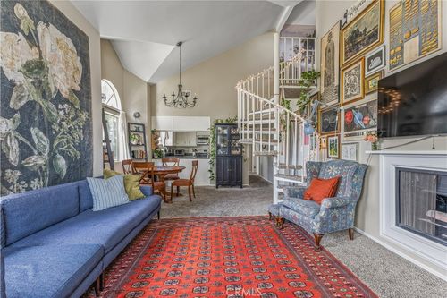 354-26788 Claudette St, Canyon Country, CA, 91351-5590 | Card Image