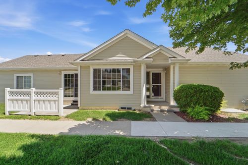 15448 Walnut Hills Dr, Urbandale, IA, 50323-2252 | Card Image