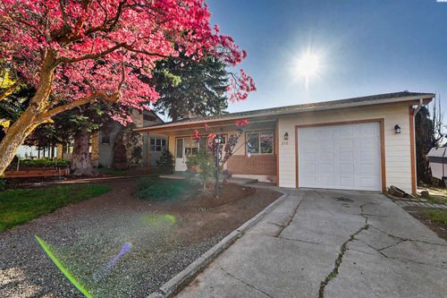 312 N 27th Ave, Yakima, WA, 98902-2323 | Card Image