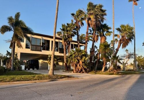 3203 E De Bazan Ave, ST PETE BEACH, FL, 33706-4030 | Card Image