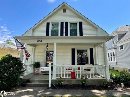 1008 S 8th St, Burlington, IA, 52601-5944 | Card Image