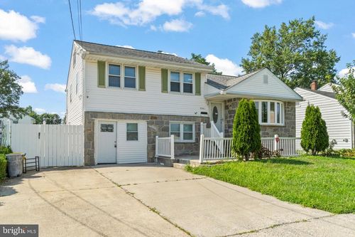 5501 Plymouth Ave, PENNSAUKEN, NJ, 08109-1744 | Card Image