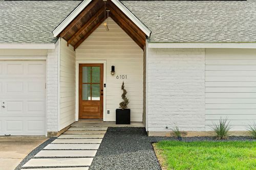6101 Bridlington Cir, Austin, TX, 78745-3447 | Card Image