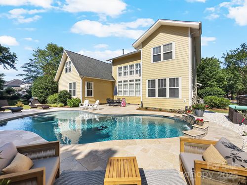 163 Shoreline Pkwy, Tega Cay, SC, 29708-8327 | Card Image