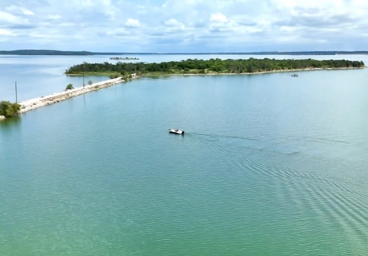 Land in Runaway Bay 4