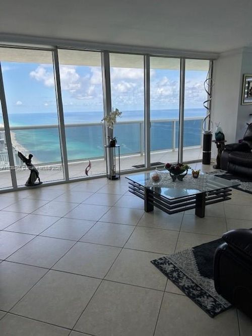 apt-4501-1830 S Ocean Dr, Hallandale Beach, FL, 33009-7717 | Card Image
