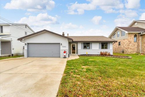 7261 Bluebill St, Clay, MI, 48001-4105 | Card Image