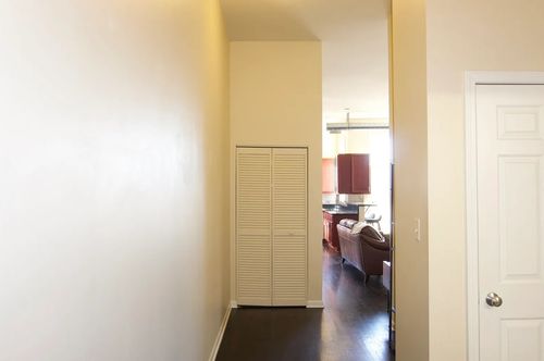 502-949 Willard Ct, Chicago, IL, 60642-7514 | Card Image