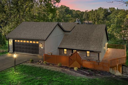419 Scarborough Rd, Valparaiso, IN, 46385-7718 | Card Image