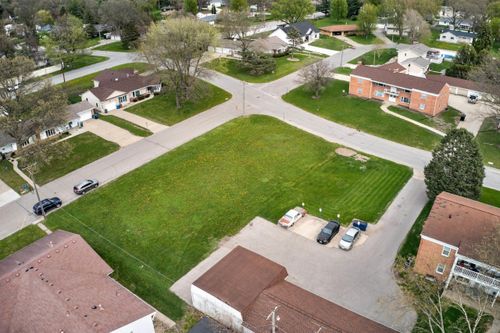residential-lot-Dixon Drive, Waterloo, IA, 50701 | Card Image
