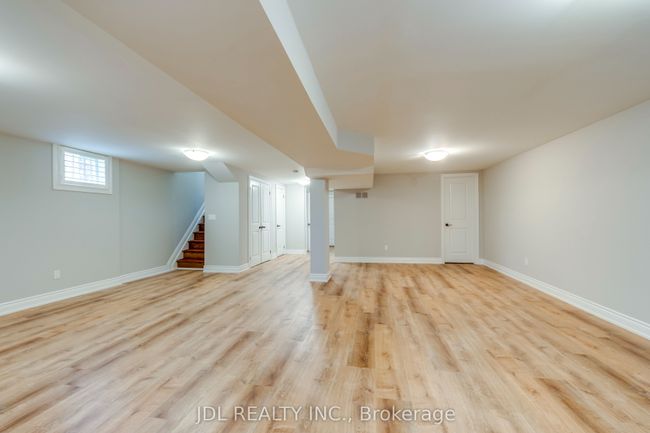 1266 Lambeth Rd, House other with 4 bedrooms, 3 bathrooms and 3 parking in Oakville ON | Image 34