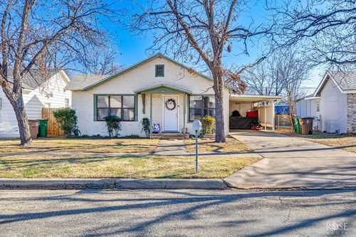 2213 W Avenue L, San Angelo, TX, 76901-4251 | Card Image