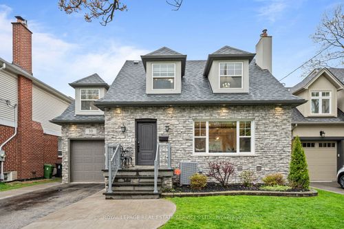 10 Glenellen Dr W, Etobicoke, ON, M8Y2H3 | Card Image