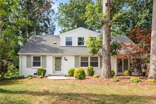 3415 Dogwood Dr, Greensboro, NC, 27403-1006 | Card Image