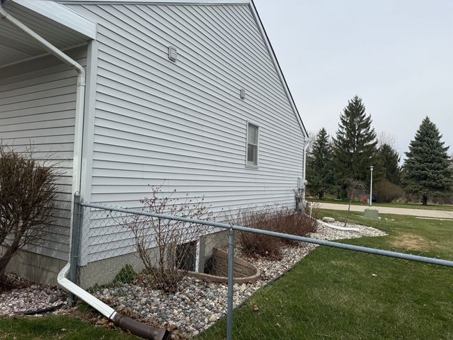 5855 Caleta Dr, House other with 3 bedrooms, 3 bathrooms and null parking in Lansing MI | Image 38