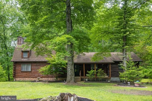 111 Mill Rd, THORNTON, PA, 19373-1075 | Card Image