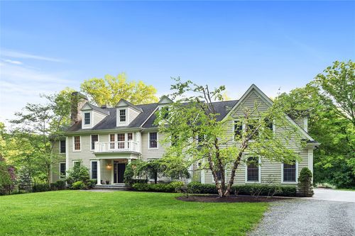 160 Wood Rd, Mount Kisco, NY, 10549-4925 | Card Image