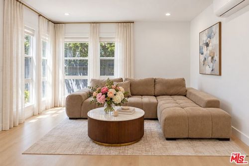1342 S Ogden Dr, Los Angeles, CA, 90019-2437 | Card Image