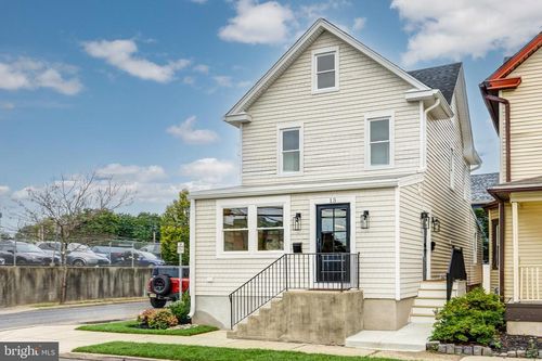13 Wilkins Ave, HADDONFIELD, NJ, 08033-2451 | Card Image