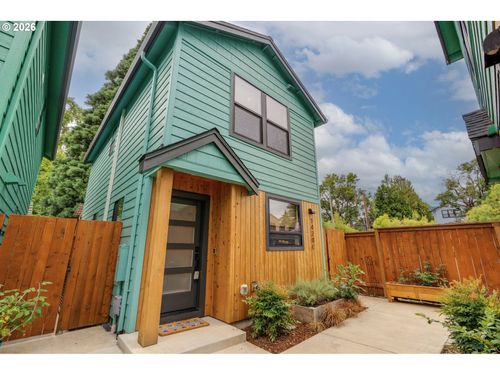 c-1420 Se Claybourne St, Portland, OR, 97202-5665 | Card Image