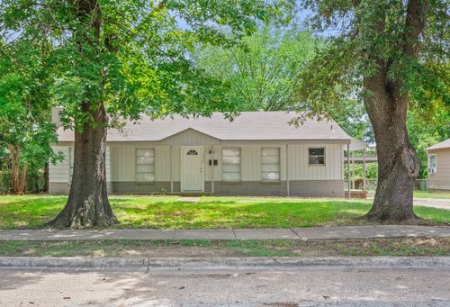 1432 Meadowbrook Dr, Garland, TX, 75042-5825 | Card Image