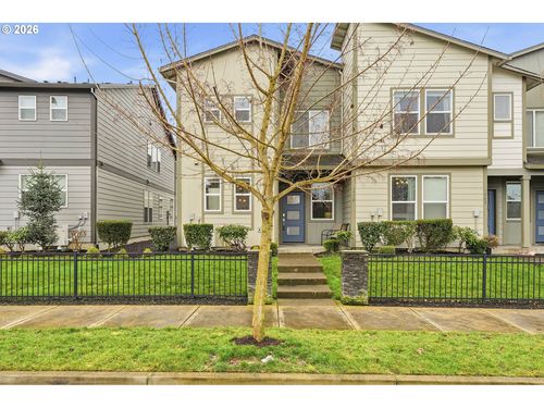 7950 Se Butternut Creek Pkwy, Hillsboro, OR, 97123-4194 | Card Image