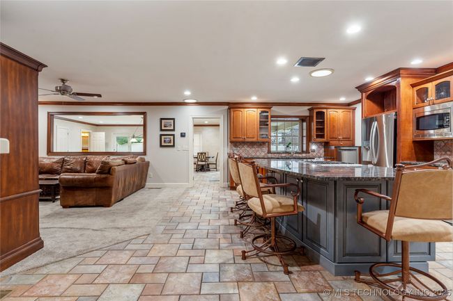 3855 Utica Ave, House other with 5 bedrooms, 5 bathrooms and null parking in Tulsa OK | Image 8