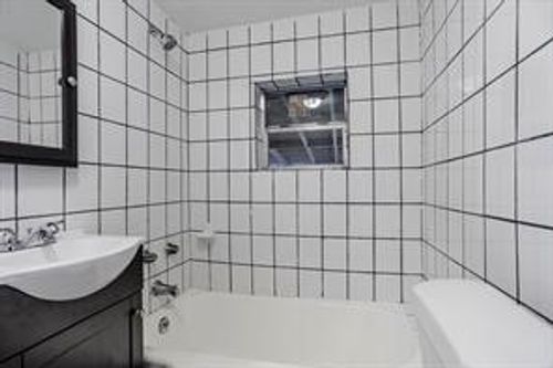 3211 Bideker Ave, Fort Worth, TX, 76105-4045 | Card Image