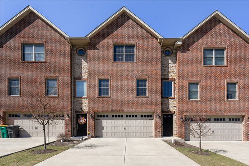 594 Chesnic Dr, Mcmurray, PA, 15317-1498 | Card Image