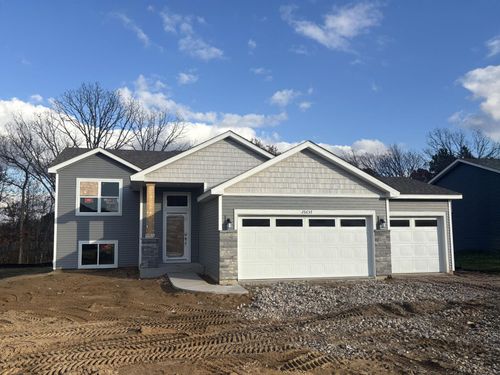 26657 8th St W, Zimmerman, MN, 55398-7547 | Card Image