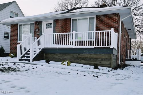 6302 W 54th St, Parma, OH, 44129-5236 | Card Image