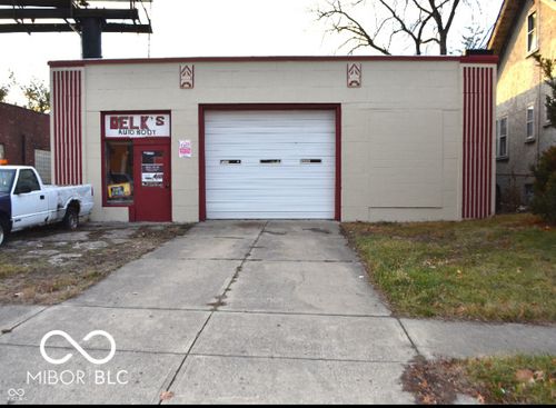 8 N Sheridan Ave, Indianapolis, IN, 46219-6122 | Card Image