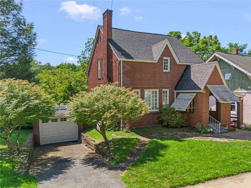 103 Dewey Ave, Washington, PA, 15301-6308 | Card Image