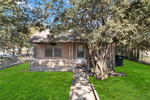 1113 N Old Highway 81, Kyle, TX, 78640-9496 | Card Image