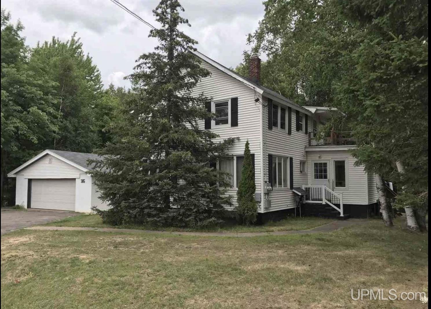 Wright St, Marquette, MI 49855