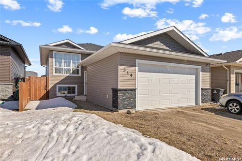 314 Reddekopp Cres, Warman, SK, S0K4S3 | Card Image