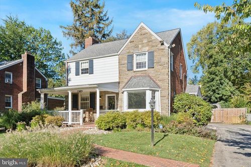 1427 Sussex Rd, WYNNEWOOD, PA, 19096-2520 | Card Image